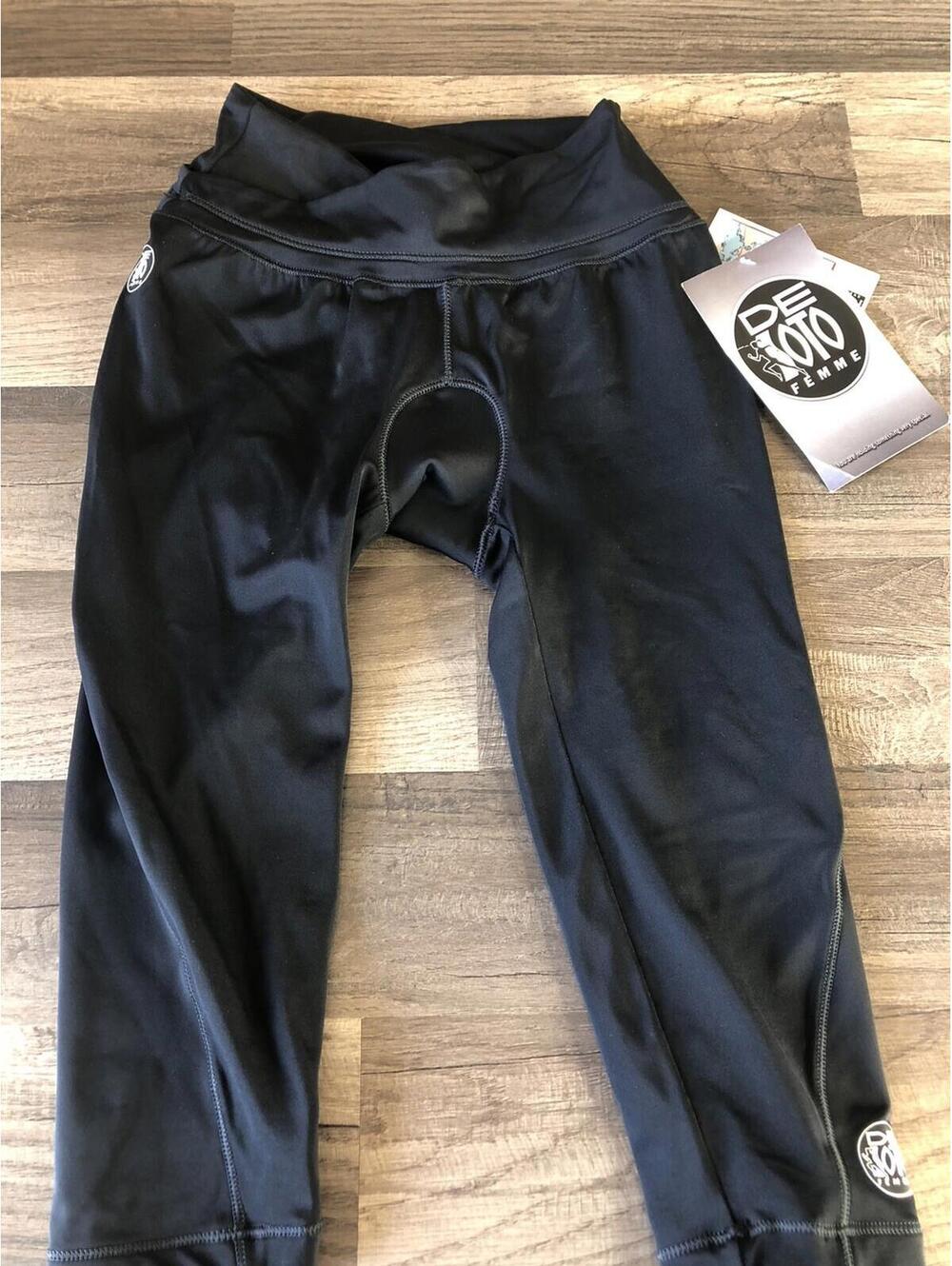 New De Soto Femme Carrera Tri Capri w/ Half Fold Waist Band Women’s XS
